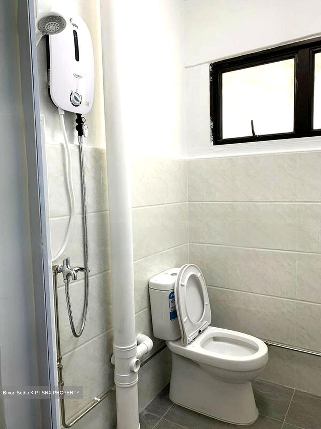 Ang Mo Kio Avenue 10 (D20), Retail #451118831